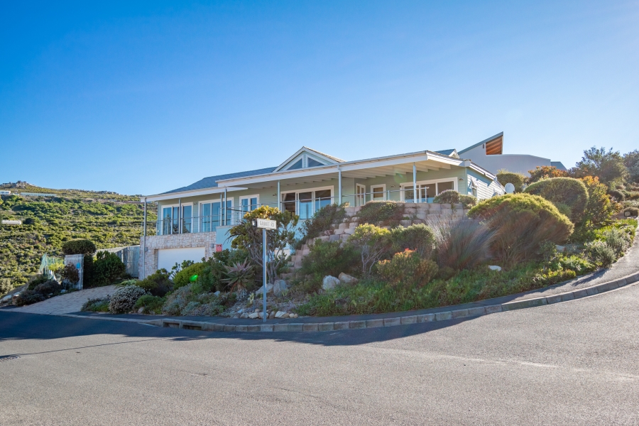 3 Bedroom Property for Sale in Glen Marine Western Cape